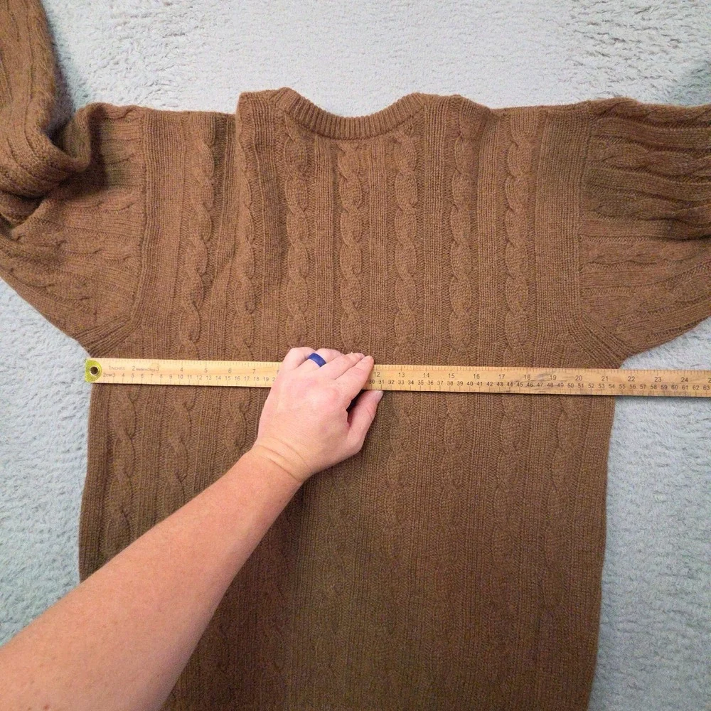 VTG Johnstons of Elgin Sweater Mens M 100% Camelhair Cable Knit Scotland READ